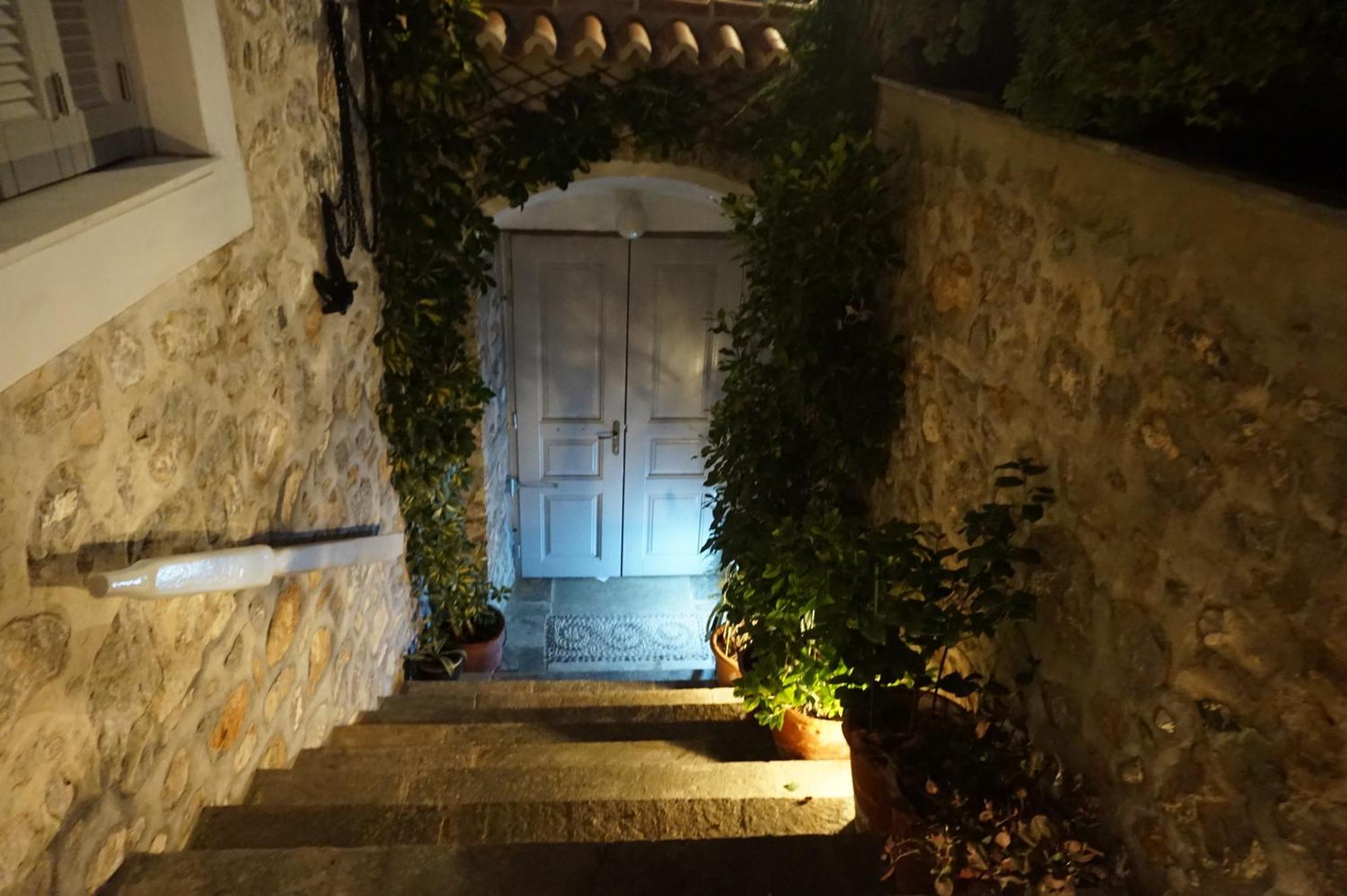 Mansion Alexandri Apartment Хидра Екстериор снимка